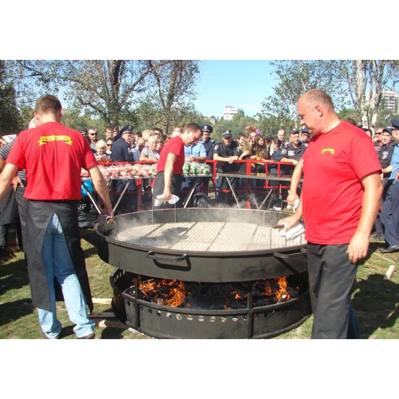 СКОВОРОДА “ПОЛОВЕЦЬКА“, Ф 2 метра, НА ДРОВ“ЯНИЙ ТОПЦІ